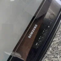 یک عدد تلوزیون سامسونگ اصل