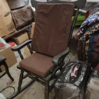 صندلی راک با تشک مخصوص