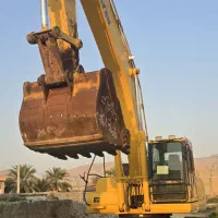 بیل مکانیکی ۴۰۰