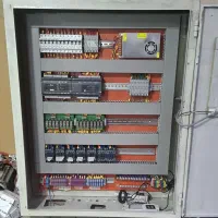 انجام طراحی و مونتاژ و تعمیرات و رفع عیب تابلو|خدمات پیشه و مهارت|اصفهان, شهرستان|دیوار