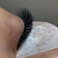 استخدام مژه کار حرفه ای با ارتقای شغلی درکنار مدرس