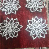 گل نگیندار پرده و لباس