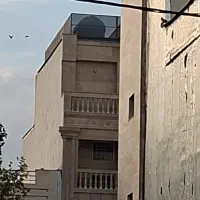 دوخوابه-ط2ویلایی-90متری-درب-ساختمان-بدون-مالک