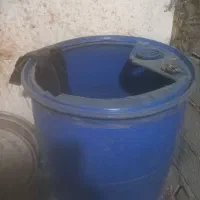 ۴ عدد بشکه ی پلاستیکی