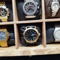 5تا ساعت سوئیس پشت پلمپ|ساعت|دورود, |دیوار