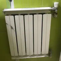 رادیاتور شوفاژ ۵ پره کاملا سالم سالم