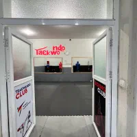 آموزش تکواندو ویژه دختران بدون محدودیت سنی