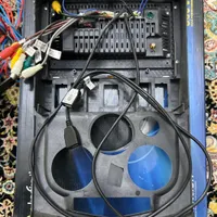 مانیتور سایز بزرگ ال نود و یک عدد چراغ خطر عقب|قطعات یدکی و لوازم جانبی|شاهین‌شهر, خانه کارگر|دیوار