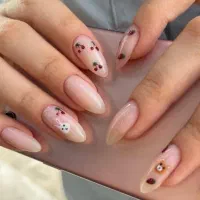 کاشت ناخن و آموزش کاشت ناخن|خدمات آرایشگری و زیبایی|اهواز, زیتون کارمندی|دیوار