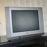 تلویزیون ال جی ۲۱ اینچ