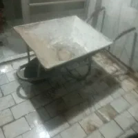 فرغون سالم و در حد و نردبان فلزی سه متری نو
