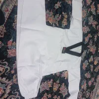 لباس تکواندو با کمربند سفید