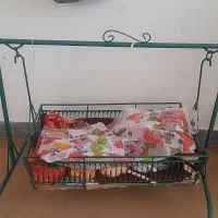 گهواره آهنی قیمت ۲ملیون|تخت و صندلی بچه|الیگودرز, |دیوار