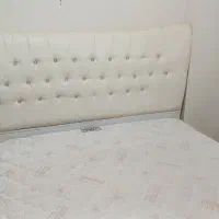 تخت دو نفره و خوشخواب