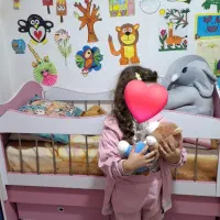 سرویس خواب دخترانه ب همراه تشک خواب درحد رایگان|تخت و صندلی بچه|بندر انزلی, ساحل قو|دیوار