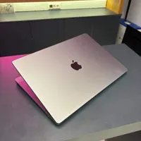 مک‌بوک پرو M1 Max  نسخه‌ی خاص و سفارشی اپل