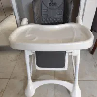 صندلی غذا زویی.در حد نو