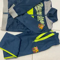 سویشرت و شلوار گرم کن