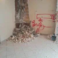 کارگر افغانی تخریب سفت کاری بازسازی کاشی سرامیک
