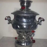 یک عدد سماور و ۲ عدد قالی ۹ متری