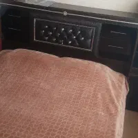 تخت دونفره