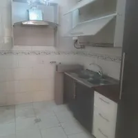 اجاره آپارتمان ۴۰ متری ۱ خوابه طبقه ۳ در استخر