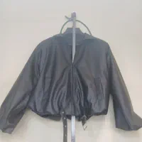 وسط کار  خانم