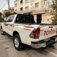 تویوتا هایلوکس