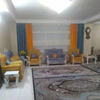 پرده پانچی شیک و تمیز و چهار عدد والان