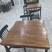 تعدادی ظروف برای کافه
