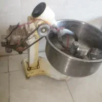 دستگاه خمیر