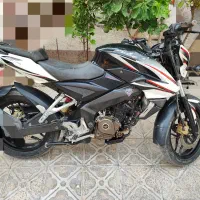 ns 200
