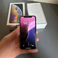 ایفون xs