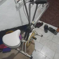 یک عدد اسکوتر سالم