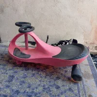 اسکوتر لاستیکش نور دارد