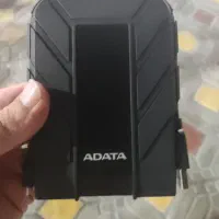 هارد اکسترنال adata پنج ترا ضد ضربه