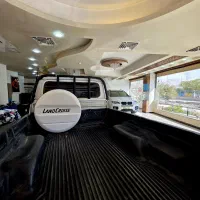 اجاره نمایشگاه ماشین بدون پول پیش|اجارهٔ مغازه و غرفه|اصفهان, بوستان کوهستانی صفه|دیوار