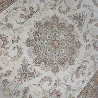 فرش ۶متری گل برجسته واقعی نخ ابریشم کیفیت عالی