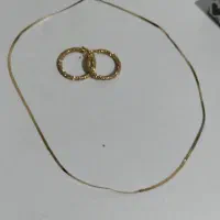 گوشواره وگردنبندطلا