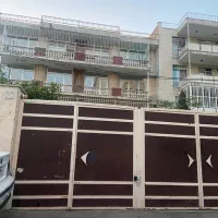 ۱۳۵ متر ۲خواب با ۱۲۰ متر حیاط اختصاصی یک از ۳