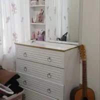 سرویس تخت خواب|تخت و سرویس خواب|پرند, فاز ۵|دیوار