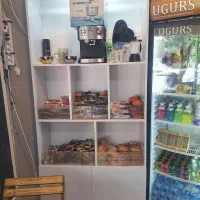 استند چرخدار