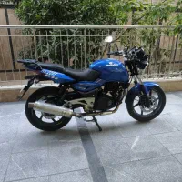 موتور باجاج ۲۲۰