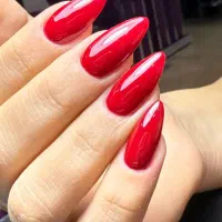 آموزش تضمینی کاشت ناخن ، مژه ، رنگ ، با مدرک