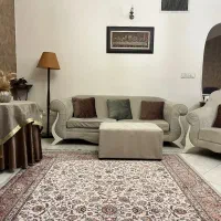 مبلمان ۷ نفره به همراه پافر و میز ناهارخوری ۶ نفره|مبلمان خانگی و میز عسلی|تهران, ولنجک|دیوار
