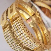 دستبند گم شده