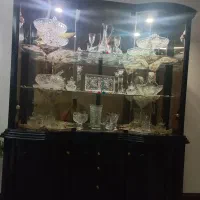ویترین  چوبی دو طبقه