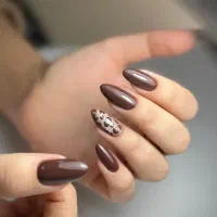 کاشت ناخن و آموزش کاشت ناخن