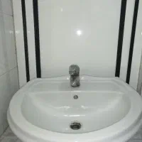 آیینه و روشویی