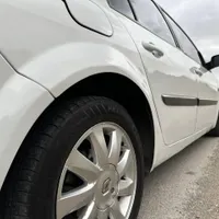 مگان ۲۰۰۰